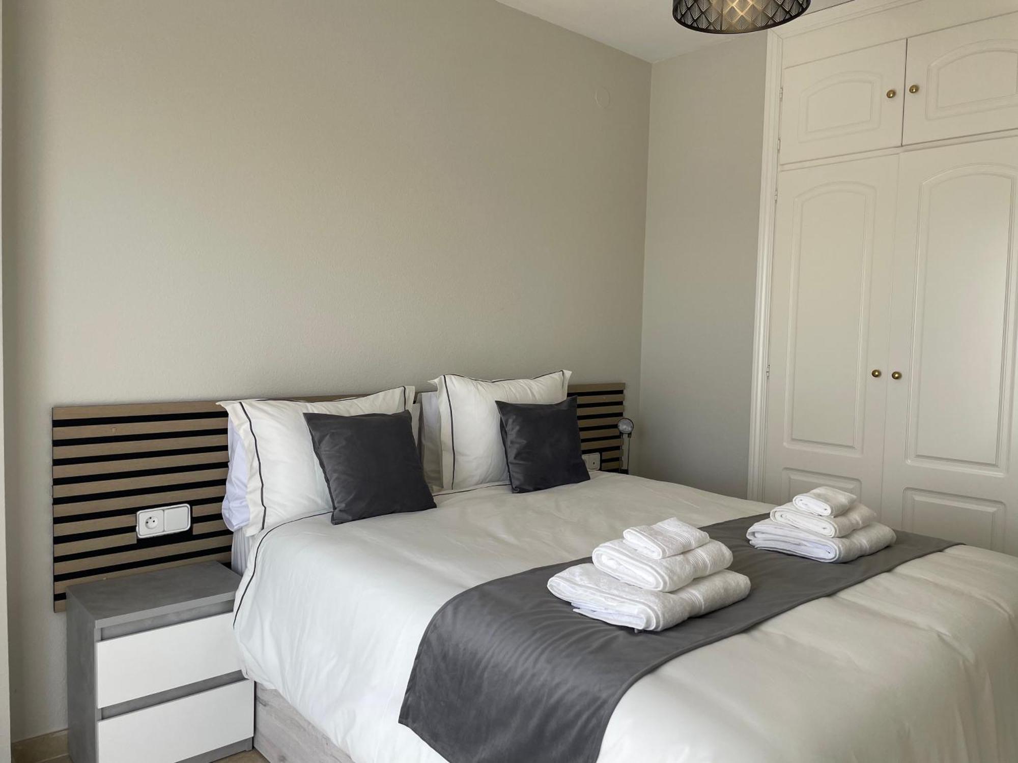 Apartamento En Marina Duquesa Castillo de Sabinillas المظهر الخارجي الصورة